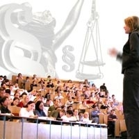 Symbolfoto (Link; öffnet Artikel "Studentenpraktikum in der Justiz")